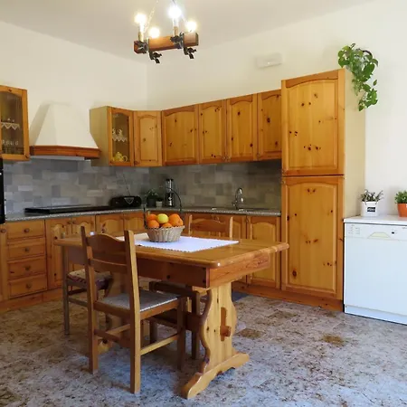 Alloggio per agriturismo Il Canto Degli Uccelli *