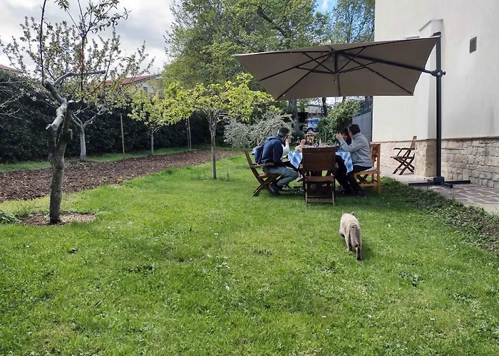 Κατάλυμα σε φάρμα Il Canto Degli Uccelli *